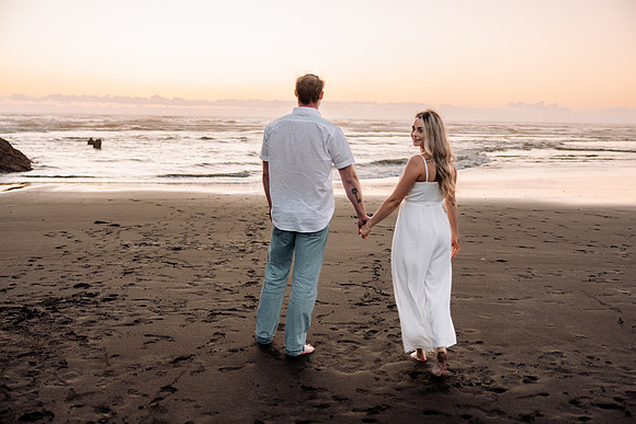 Kannon-Ashley-Surpise-Proposal-Rock-Neskowin-Oregon-Photos (50 of 94)
