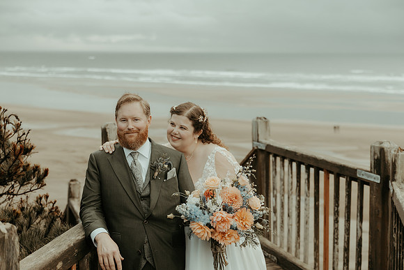 Jesse-Amalie-Hallmark-Inn-Newport-Oregon-Wedding-photos (237 of 375)