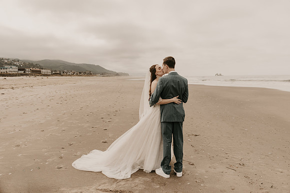 Henry-Skylynn-rockaway-beach-oregon-intimate-wedding-photos (174 of 283)