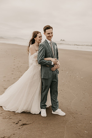 Henry-Skylynn-rockaway-beach-oregon-intimate-wedding-photos (229 of 283)