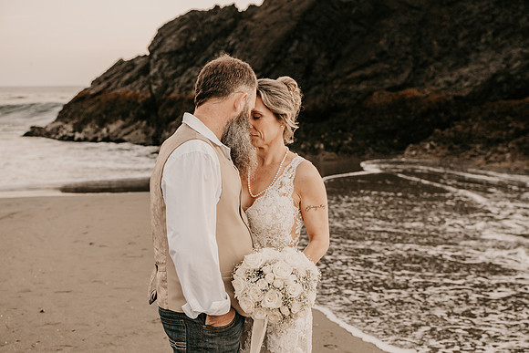 Lee-Tamara-Capella-By-the-Sea-Brookings-Redwoods-Elopement-Photos-Oregon (230 of 267)