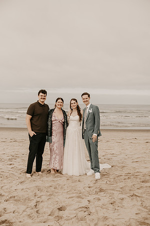 Henry-Skylynn-rockaway-beach-oregon-intimate-wedding-photos (145 of 283)