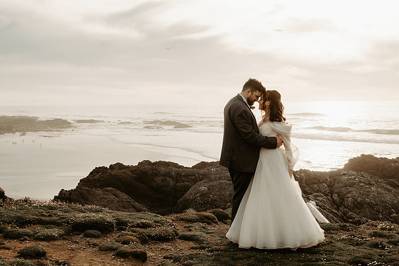 Evan-Julie-Adobe-Resort-Yachats-oregon-Wedding-Photos (21 of 29)