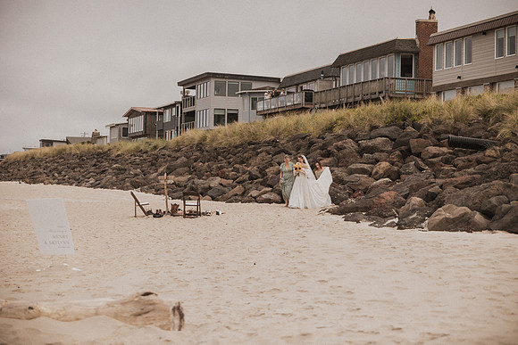 Henry-Skylynn-Rockaway-beach-Oregon-Elopement-Photos (78 of 282)