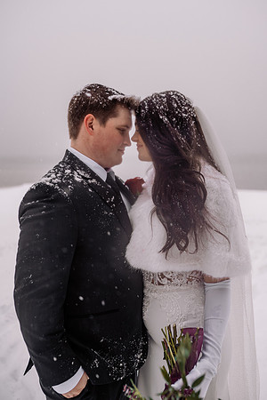 Tyler-Brittani-Lake-Priest-Idaho-Winter-Snow-Wedding-2021-03401