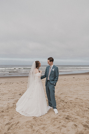 Henry-Skylynn-Rockaway-beach-Oregon-Elopement-Photos (153 of 282)