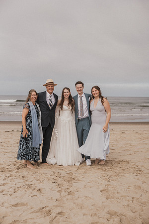Henry-Skylynn-Rockaway-beach-Oregon-Elopement-Photos (118 of 282)