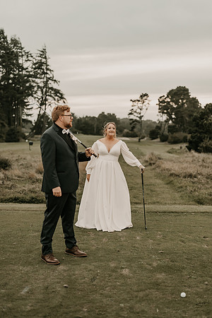 Taylor-Kyle-Salishan-Golf-Course-Lincoln-City-Oregon-Wedding-Photos (23 of 26)