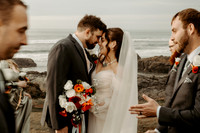 Evan-Julie-Adobe-Resort-Yachats-oregon-Wedding-Photos (4 of 29)