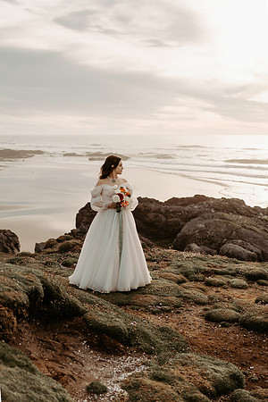 Evan-Julie-Adobe-Resort-Yachats-oregon-Wedding-Photos (26 of 29)