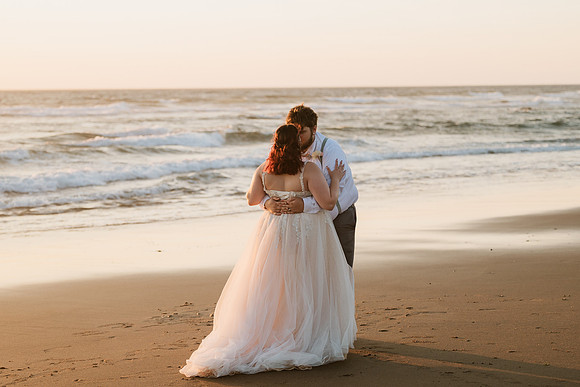 Justin-Juliana-Chinook-Winds-Casino-lincoln-City-Oregon-wedding 2021-1516