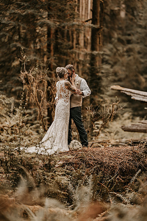 Lee-Tamara-Capella-By-the-Sea-Brookings-Redwoods-Elopement-Photos-Oregon (262 of 267)
