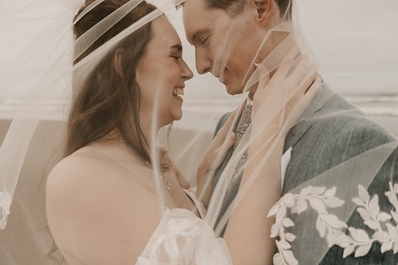 Henry-Skylynn-rockaway-beach-oregon-intimate-wedding-photos (227 of 283)