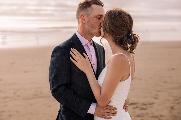 Ben-Ashleigh-Beverly-Beach-Oregon-Elopement (19 of 109)