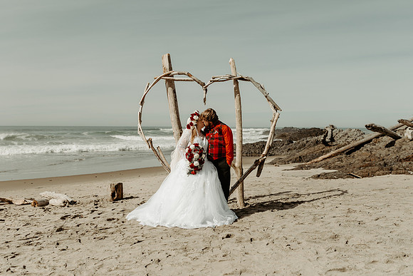 Ellyn-Clayton-Inn-at-Spanish-Head-Wedding (165 of 254)