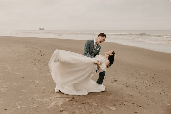 Henry-Skylynn-rockaway-beach-oregon-intimate-wedding-photos (204 of 283)