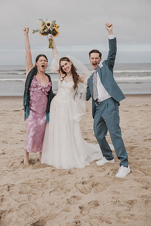 Henry-Skylynn-Rockaway-beach-Oregon-Elopement-Photos (139 of 282)