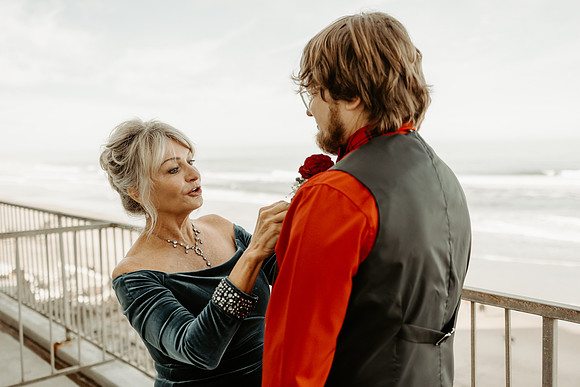 Ellyn-Clayton-Inn-at-Spanish-Head-Wedding (215 of 254)