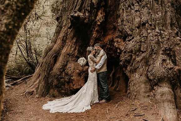 Lee-Tamara-Capella-By-the-Sea-Brookings-Redwoods-Elopement-Photos-Oregon (150 of 267)