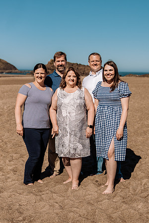 Megan-Fogarty-Creek-Oregon-Family-Photos-2022 (127 of 74)