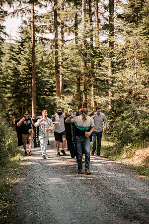Mark-Darian-Peck-2024-Wedding-Photos-getting-ready (4 of 101)
