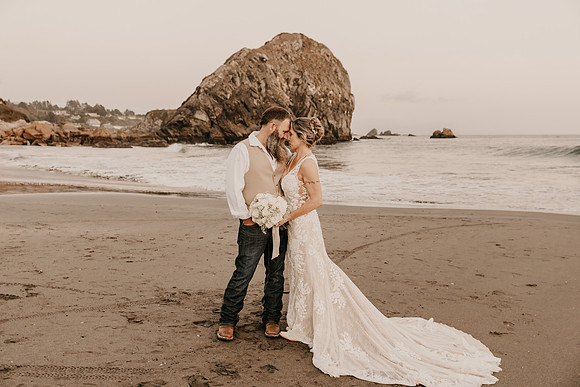Lee-Tamara-Capella-By-the-Sea-Brookings-Redwoods-Elopement-Photos-Oregon (229 of 267)