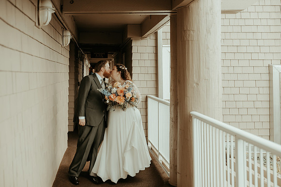 Jesse-Amalie-Hallmark-Inn-Newport-Oregon-Wedding-photos (153 of 375)