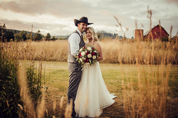 Gage-Mckayla-Adeline-Farm-Wedding-Photos-2021-0597