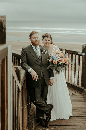 Jesse-Amalie-Hallmark-Inn-Newport-Oregon-Wedding-photos (236 of 375)