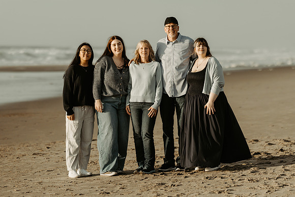 Susan-Family-Photos-2026 (39 of 96)