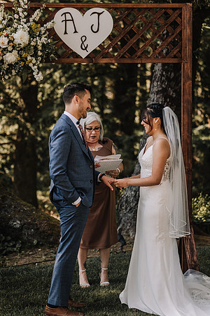 Jared-Ashley-Crooks-Point-Secret-Beach-Oregon-Wedding-39