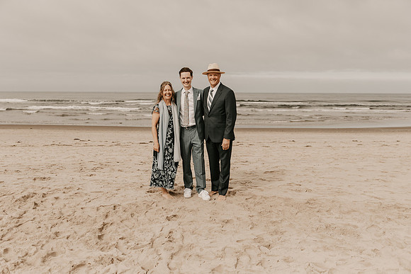 Henry-Skylynn-rockaway-beach-oregon-intimate-wedding-photos (130 of 283)