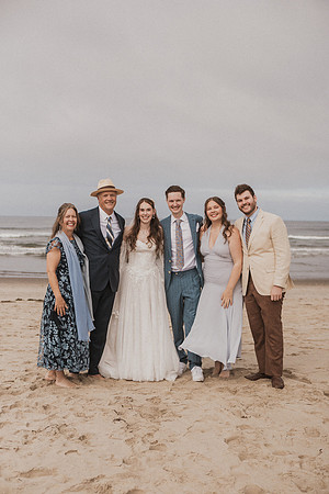 Henry-Skylynn-Rockaway-beach-Oregon-Elopement-Photos (120 of 282)