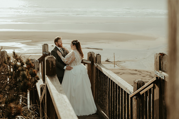 Jesse-Amalie-Hallmark-Inn-Newport-Oregon-Wedding-photos (211 of 375)