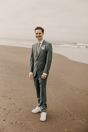 Henry-Skylynn-rockaway-beach-oregon-intimate-wedding-photos (239 of 283)