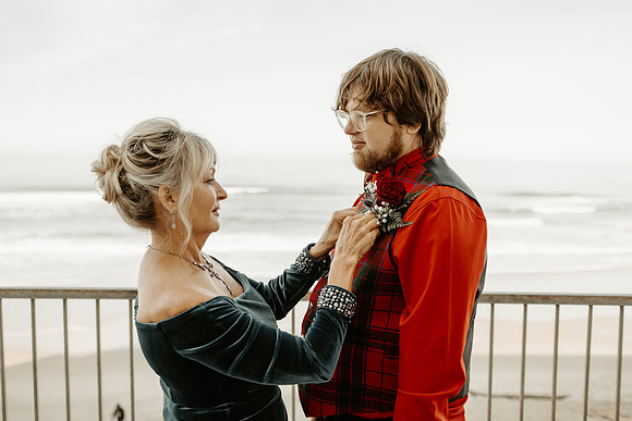 Ellyn-Clayton-Inn-at-Spanish-Head-Wedding (214 of 254)