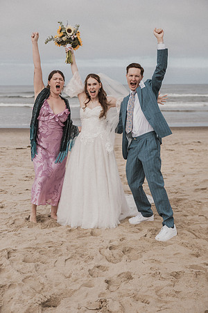 Henry-Skylynn-Rockaway-beach-Oregon-Elopement-Photos (138 of 282)