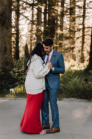 Jared-Ashley-Crooks-Point-Secret-Beach-Oregon-Wedding-90