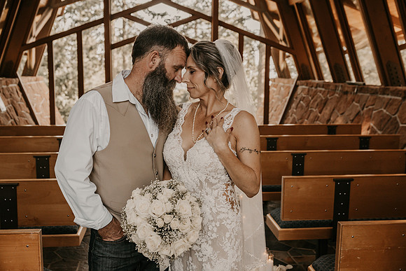 Lee-Tamara-Capella-By-the-Sea-Brookings-Redwoods-Elopement-Photos-Oregon (99 of 267)