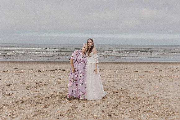 Henry-Skylynn-Rockaway-beach-Oregon-Elopement-Photos (151 of 282)