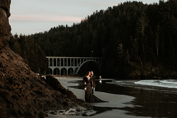 Jeremy-Stephanie-Heceta-Lighthouse-florence-oregon-Elopement (34 of 37)