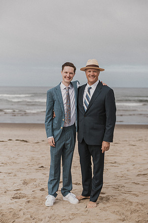 Henry-Skylynn-Rockaway-beach-Oregon-Elopement-Photos (132 of 282)