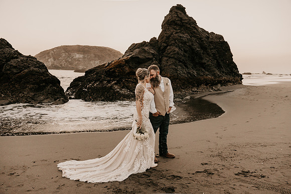 Lee-Tamara-Capella-By-the-Sea-Brookings-Redwoods-Elopement-Photos-Oregon (220 of 267)