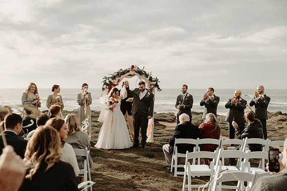 Evan-Julie-Adobe-Resort-Yachats-oregon-Wedding-Photos (1 of 29)