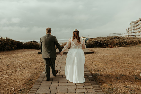 Jesse-Amalie-Hallmark-Inn-Newport-Oregon-Wedding-photos (203 of 375)