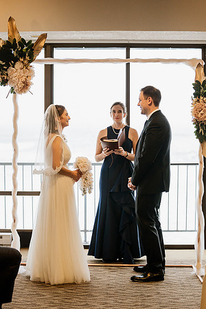 Alex-Danielle-Inn-Spanish-Head-Lincoln-City-oregon-wedding-0113