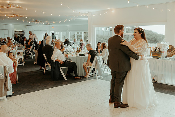 Jesse-Amalie-Hallmark-Inn-Newport-Oregon-Wedding-photos (300 of 375)