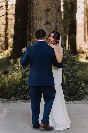 Jared-Ashley-Crooks-Point-Secret-Beach-Oregon-Wedding-94