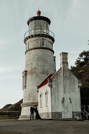 Jeremy-Stephanie-Heceta-Lighthouse-florence-oregon-Elopement (8 of 37)