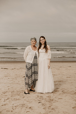 Henry-Skylynn-rockaway-beach-oregon-intimate-wedding-photos (111 of 283)